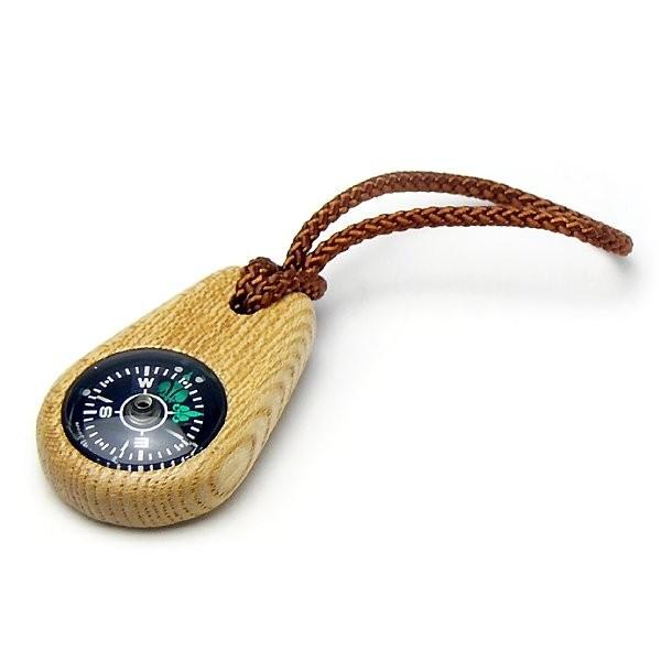 コンパス 方位磁石 日本製 方位磁針 英文字 水に浮くケヤキボディ 木製 防水 マップ 地図 オリエ...