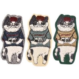 クスグルジャパン 親指サイズのブローチ ねこぜがわさん アイボリー 24