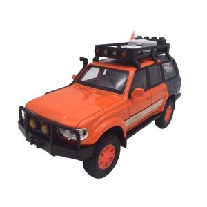 ミニカー オレンジ 1/24 トヨタ ランドクルーザー 80 ヘッドライト＆テールライト点灯 エンジ...