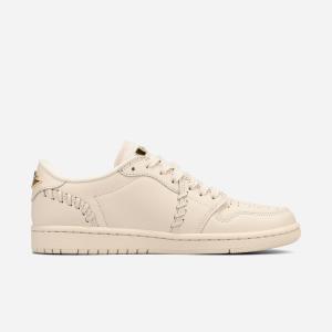 NIKE WMNS AIR JORDAN 1 ...の詳細画像4