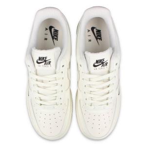 NIKE WMNS AIR FORCE 1 0...の詳細画像1