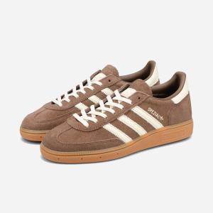 adidas HANDBALL SPEZIAL アディダス ハンドボール スペツィアル レディース EARTH STRATA/OFF WHITE/GUM ブラウン IF6490｜LOWTEX