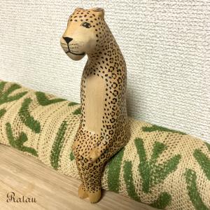 アフリカ ケニア ヒョウ/チーター 木彫り 置き物 Mサイズ オブジェ