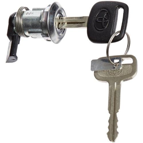 【並行輸入品】トヨタ シリンダー&amp;キーセット   69058 26030 Toyota Cylind...