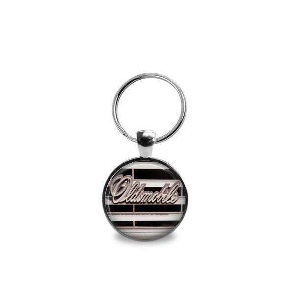 【並行輸入品】Vintage Oldsmobile Emblem Key Chain