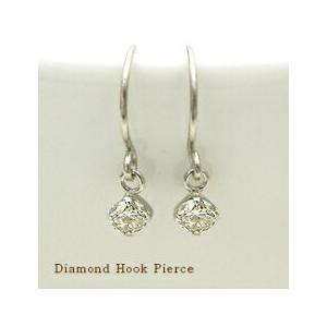 ダイヤモンド ピアス スリーストーン トリロジー 3連 PT900 プラチナ