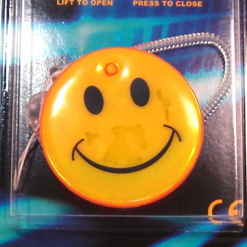 　北欧リフレクター　反射板　スマイリー　イエロー　ライフセーバー (LifeSaver)　（交通安全...