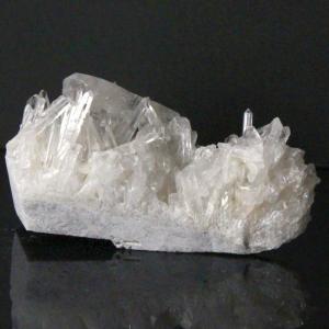 水晶 クラスター 原石 石  ラフ stone クラスター クラスタ 鉱物 Quartz クリスタル 魔除け 置物 浄化用 一点物