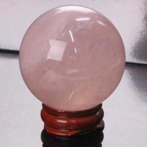 【一点物 48mm玉】 ローズクォーツ 丸玉 玉 丸玉 球 水晶玉 球体 原石 Ball 大玉 rose quartz 紅水晶 魔除け 置物 浄化用 お守り 厳選 一点物｜lulu-house