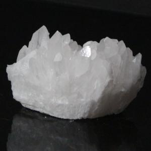 水晶クラスター 巨大 原石 1.3Kg 台座付属 送料無料 一点物 182-246