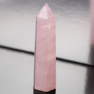 【st】天然石ローズクォーツ＆水晶の魔法棒　置物NO.100208 st様専用】天然石ローズクォーツ＆水晶の魔法棒 置物NO.100208