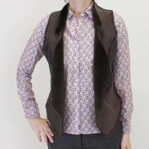 ヒロココシノ 羊革ベスト