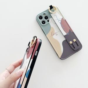 BOTTEGA VENETA（ボッテガ・ヴェネタ） スマホケース レディース