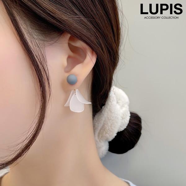 ピアス レディース フラワー 花 ペタル 花びら バックキャッチ クリアホワイト かわいい 韓国っぽ...