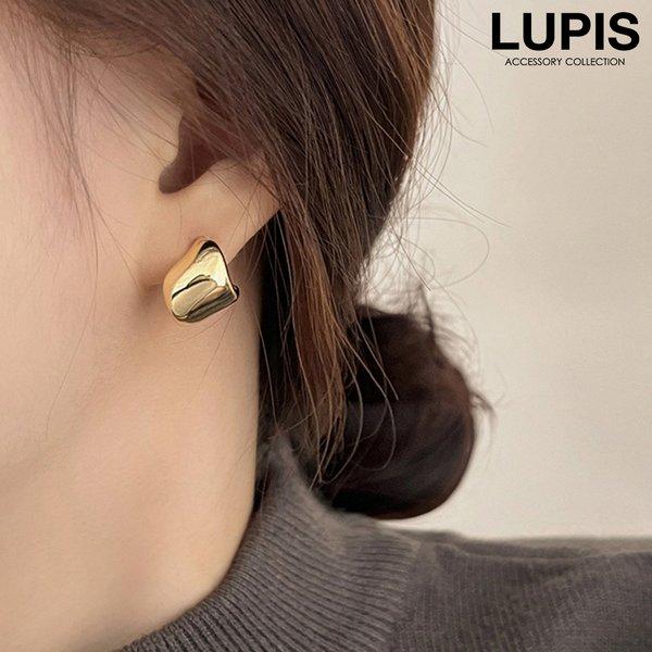 ピアス シンプル メタル カーブ 変形 ニュアンス こなれ感 スタイリッシュ 小ぶり ワンポイント ...