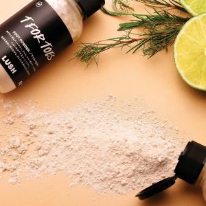 公式 LUSH 素足のTブレイク パパの足 フ...の詳細画像1