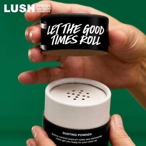 LUSH 毎日が晩餐　ダスティングパウダー ボディパウダー クリスマス 限定 2025 人気 かわい...