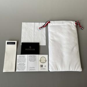 【並行輸入品】モンクレール MONCLER メ...の詳細画像1