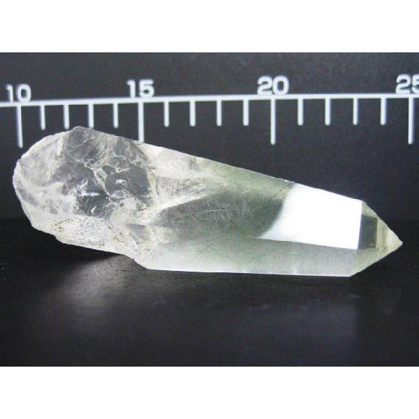 天然石 グリーンルチルクォーツ原石　台付　126ｇ