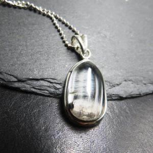 ペンダントトップ プラチナ ルチルクォーツ 約23mm×18mm 縦×横 鉱物