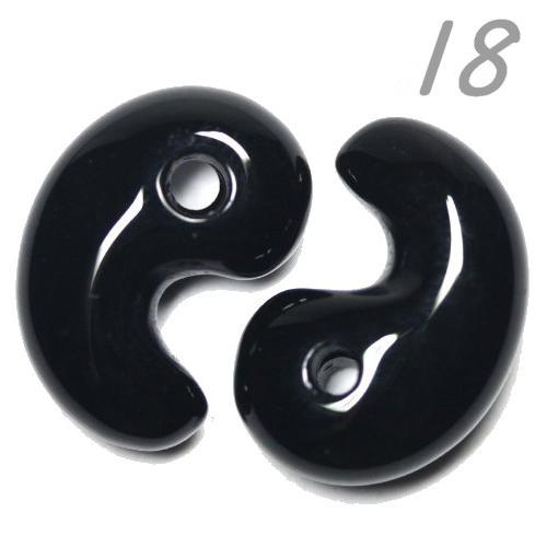 勾玉 オニキス 18mm
