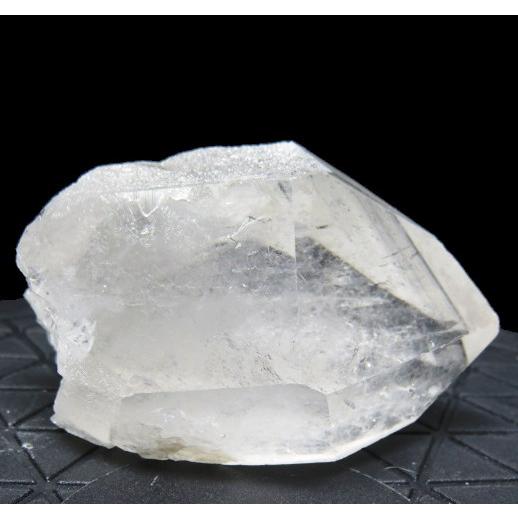 天然石 レインボー水晶ポイント 196g 原石 パワーストーン 一点物 送料無料 【宅急便送料無料】