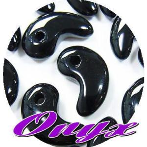 古代勾玉 オニキス 30mm 穴サイズ 2mm　