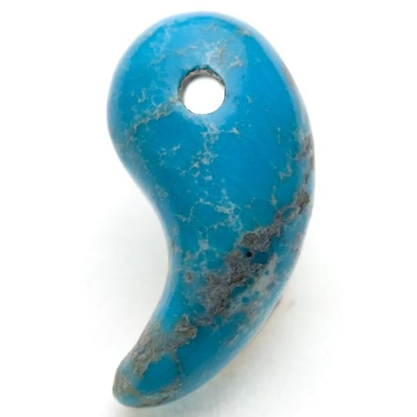 高級　勾玉　 天然ターコイズ  約18〜20x12x7mm