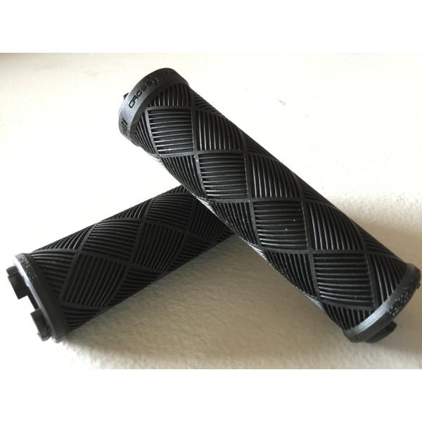 《D30CTB-B》odi Cross Trainer Lock-On Grips Blk/Blk ...