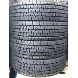 TOYO TIRES（トーヨータイヤ） 205/70R16 111/109L TOYO 冬 デル