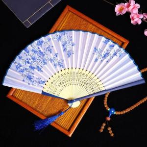 【和風デザイン】扇子で上品さを演出 青と白の扇子...の商品画像