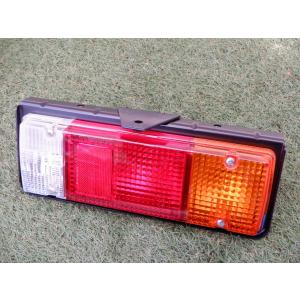 日野自動車 テールランプ（テールライト）カバー付き（右）日野
