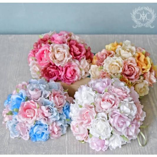 ハルモニア　ローズポンポンブーケ　薔薇の花でできた半球型のフラワーブーケ