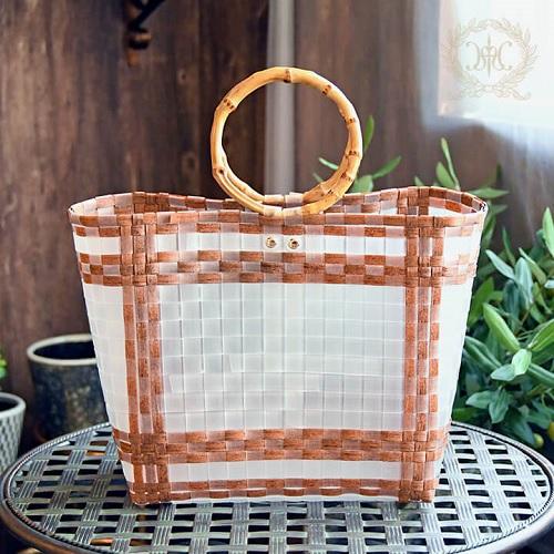 ハルモニア　モノトーンクリアプラカゴバッグ　ブラウン　在庫限り　軽いバック　おもちゃ箱にも