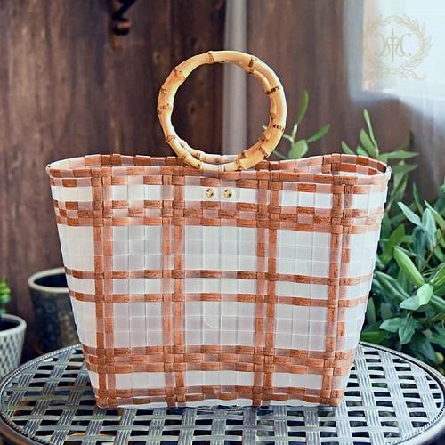 ハルモニア　モノトーンチェックプラカゴバッグ　ブラウン　在庫限り　軽いバック　おもちゃ箱にも