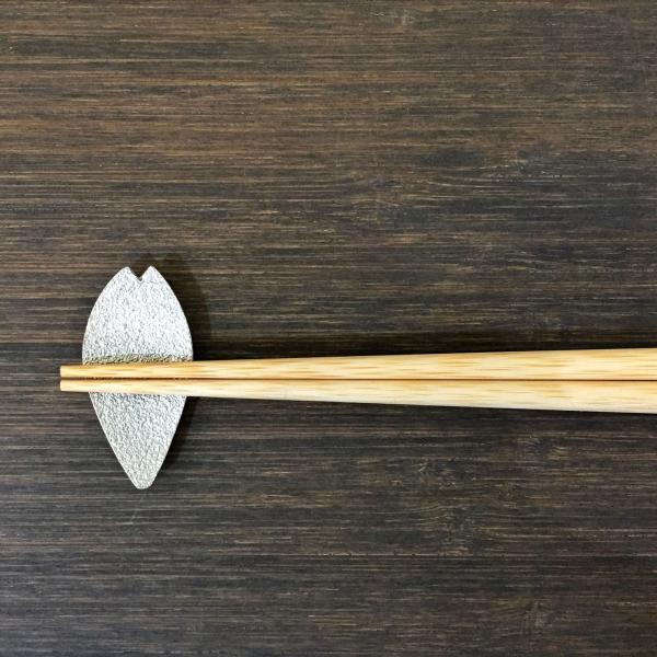 錫製 桜の花びら箸置き 炭谷三郎商店 博鳳堂