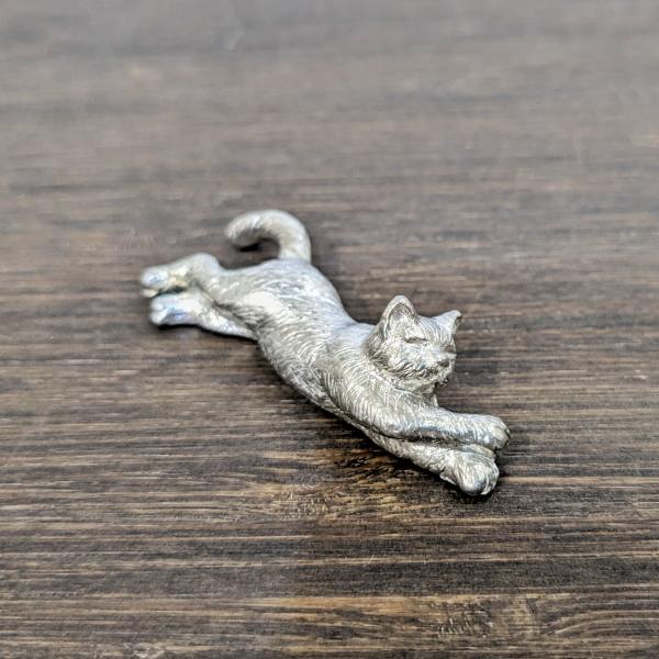 太田祐輔 のびのびねこ 錫製箸置き アトリエy