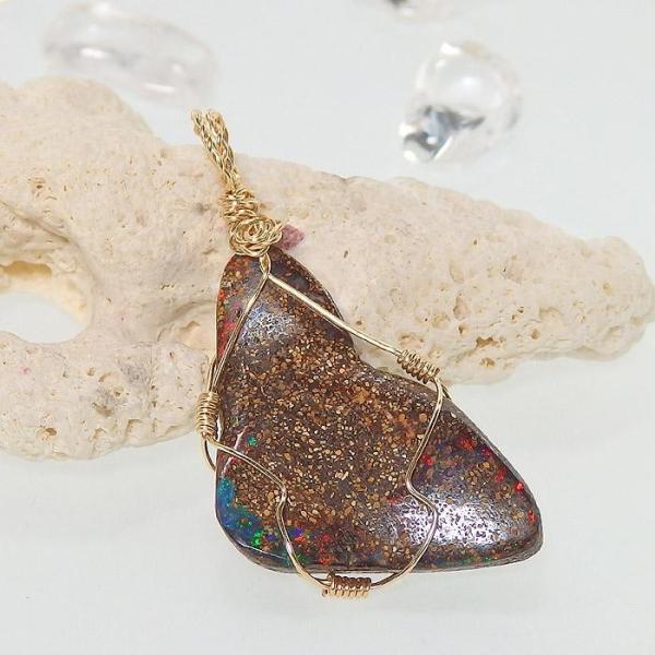 ボルダーオパールのワイヤーペンダント　ｋ14GF