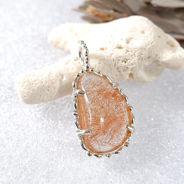 オレンジルチルクォーツの粒飾りペンダント