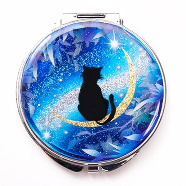 ハンドメイド 手描きコンパクトミラー 猫と月 黒猫Ver. 樹脂 M15 名入れ無料 くりすたるあー...