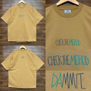 DAMMIT CHECK THE METHOD Tシャツ(ヘビーウェィト) Mustard Lサイズ｜maddope