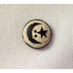 ボーンボタン　20mm　moon &amp; star　1個売り　アイボリー