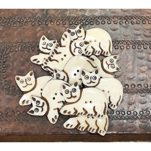 ボーンボタン　35mm　にゃんこ　１個売り　アイボリー