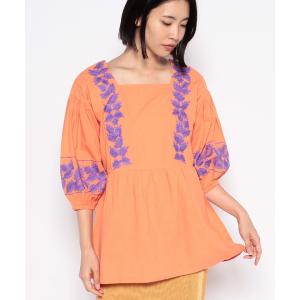 【フレディアンドグロスター】【Fredy&GLOSTER】配色刺繍パフスリーブBL