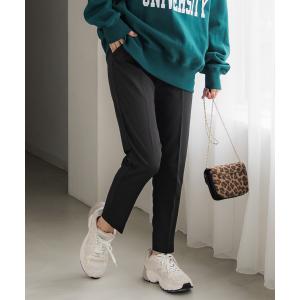 NUNC（ヌンク） Nunc. テーパードパンツ きれいめ センタープレス 白