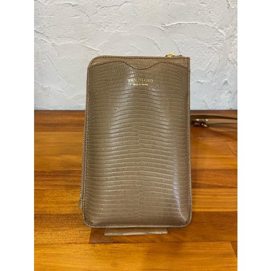 VIOLA d&apos;ORO/ヴィオラドーロ　ADRIA V-1289 リザード型押しスマートフォンポシェ...