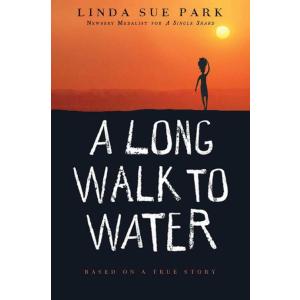 A Long Walk to Water (Paperback)