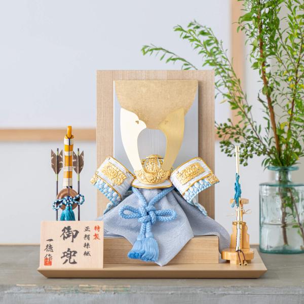 五月人形 兜 コンパクト おしゃれ モダン 木 人気 インテリア 木製 高級 平飾り 明光 兜飾り ...