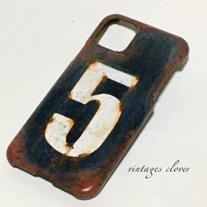 vintage clover(ヴィンテージクローバー）レトロアーミー5 iPhone11.11pro対応サビ塗装