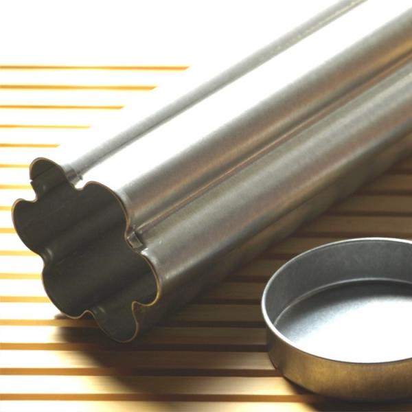 タイガークラウン フラワーブレッド パン型 アルスター 花型 2379